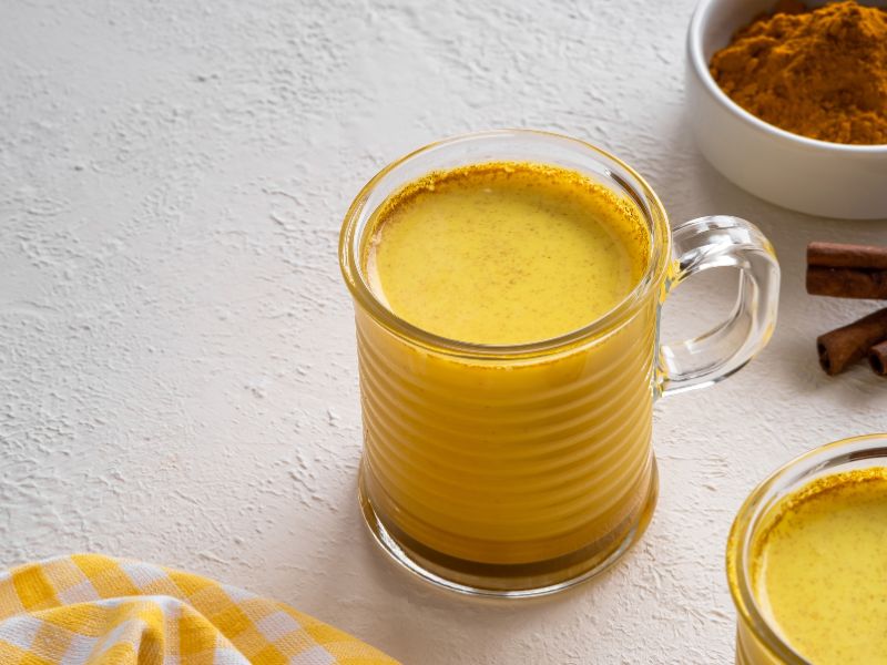 Ayurveda-médecine-ancestrale-recette-lait-or