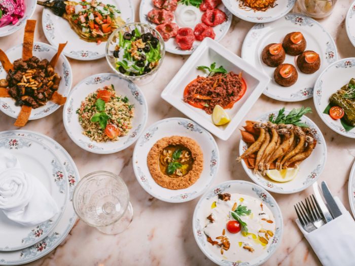 Idées d’apéros healthy pour garder la forme pendant les vacances