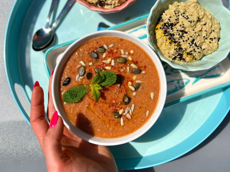 Gaspacho pastèque & tomates rôties : la soupe froide estivale riche en antioxydants
